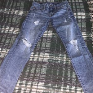 American eagle blue light washed jeans